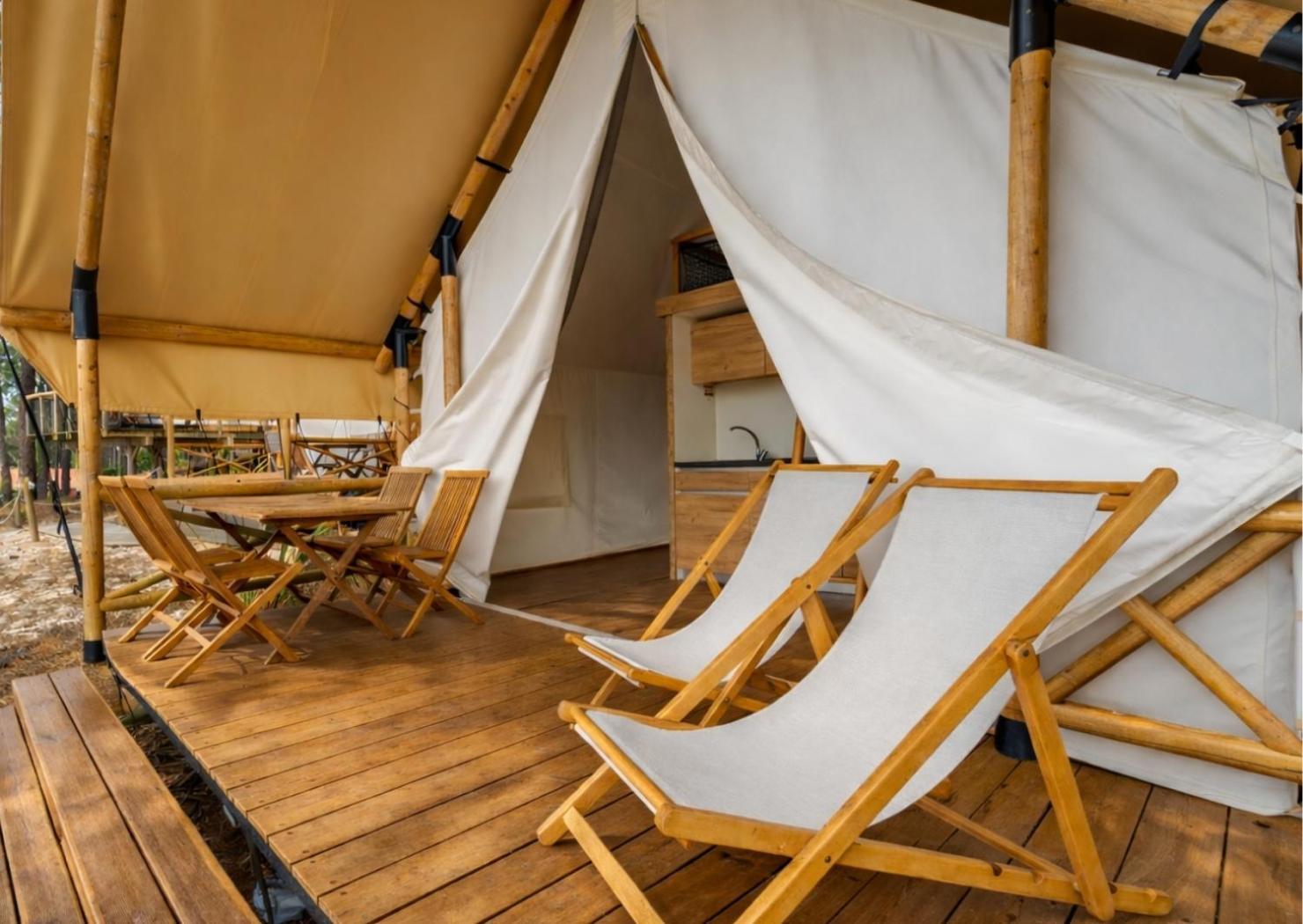 Glamping Deluxe